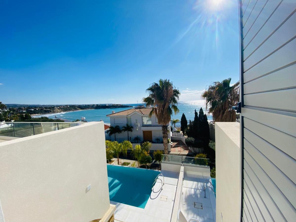 Coral Bay Beach Villa بافوس المظهر الخارجي الصورة
