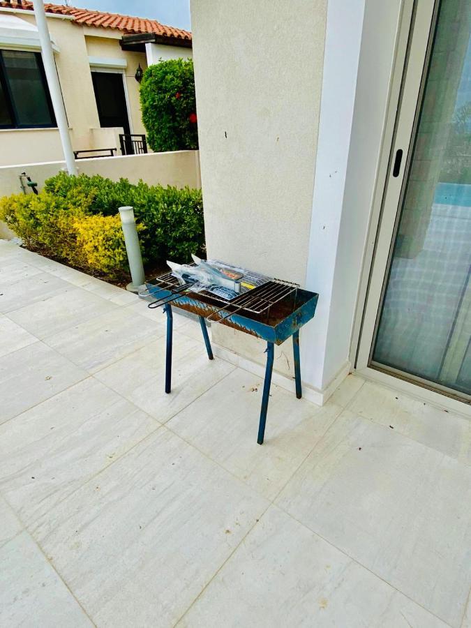 Coral Bay Beach Villa بافوس المظهر الخارجي الصورة
